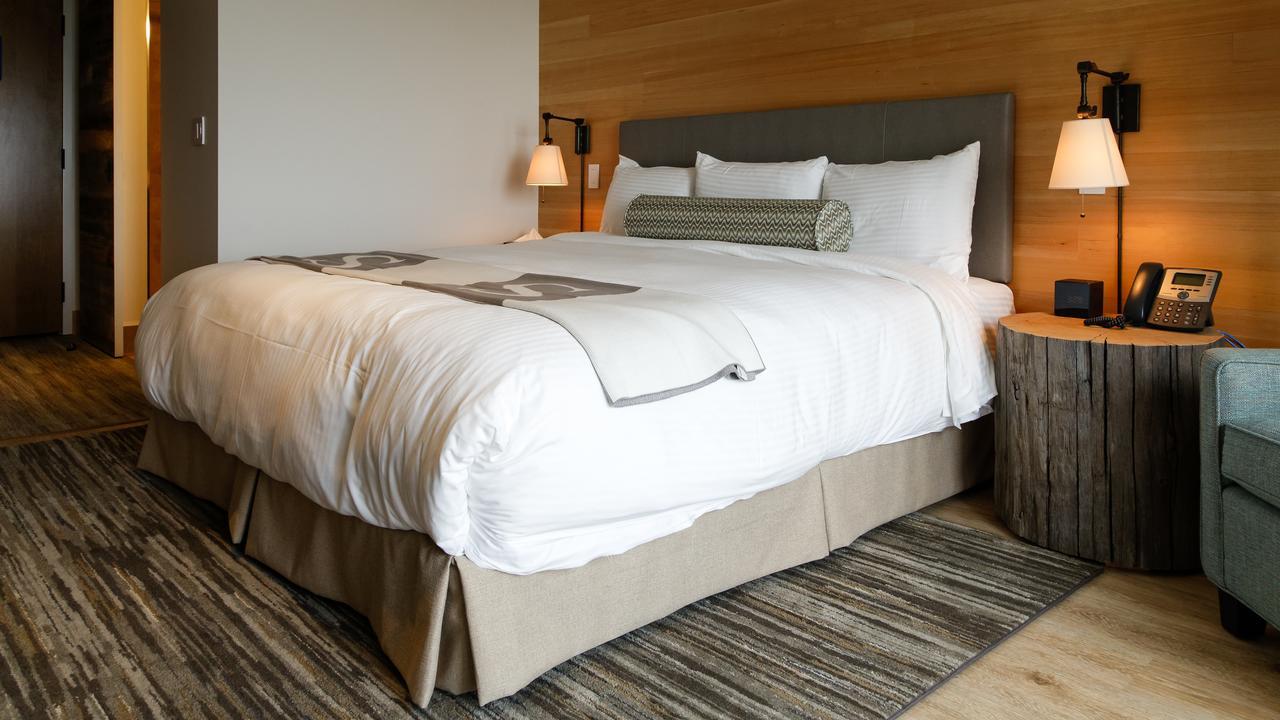 Sproat Lake Landing Resort Great Central المظهر الخارجي الصورة